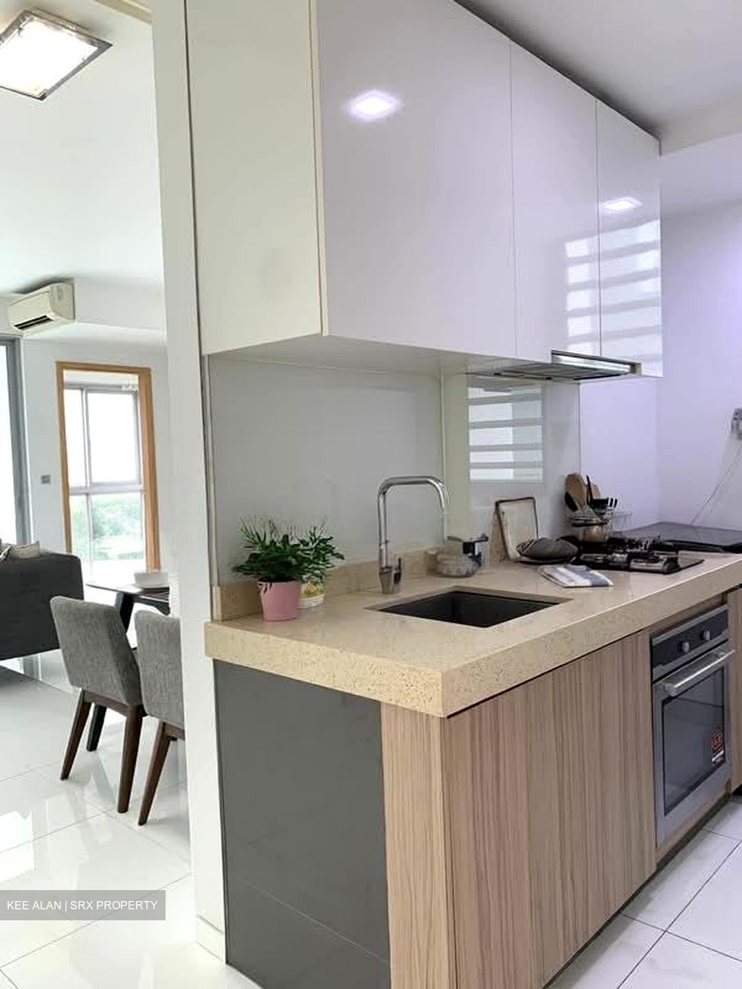 Riviera 38 (D12), Apartment #566601741